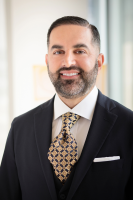 Gregory Haroutounian 